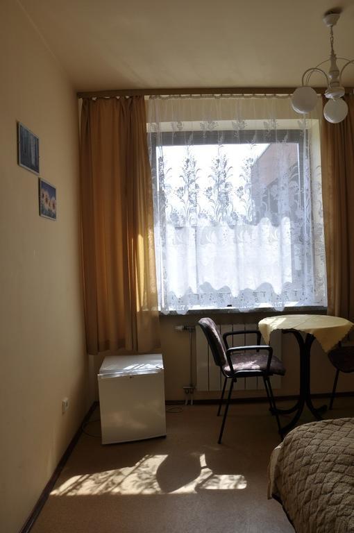 ホテル Osrodek Sportu I Rekreacji Victoria ビエルスコ・ビアバ 部屋 写真